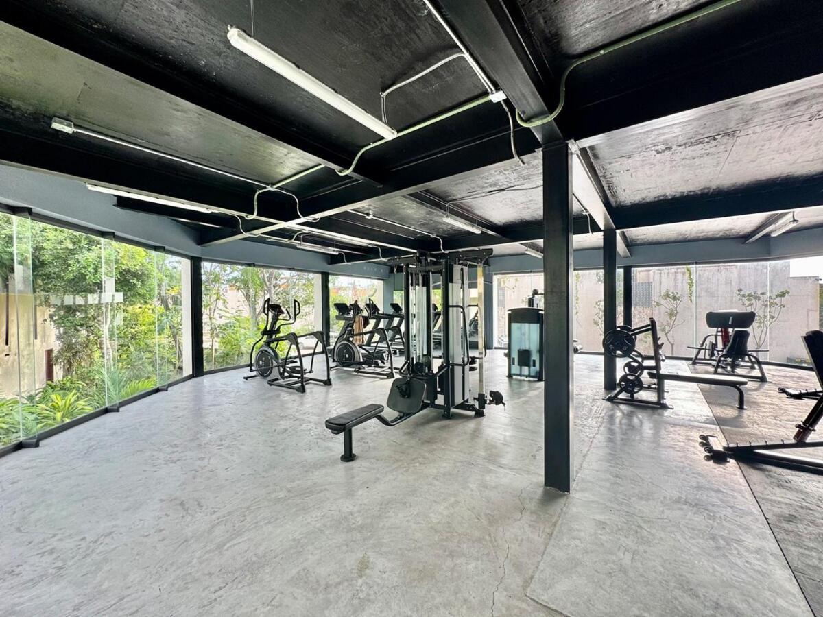 Beautiful Loft Minutes From The Sea! Appartamento Tulum