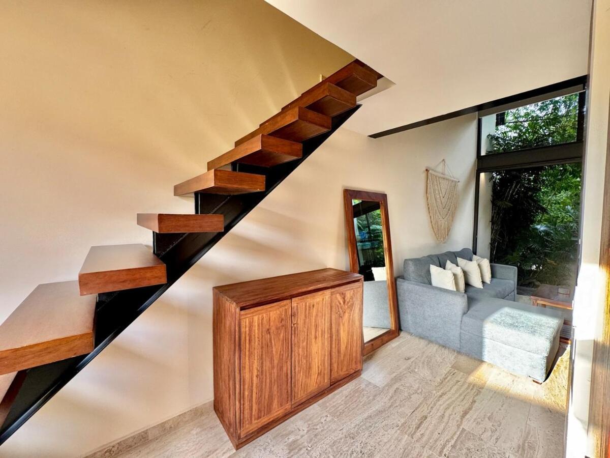 Beautiful Loft Minutes From The Sea! Appartamento *